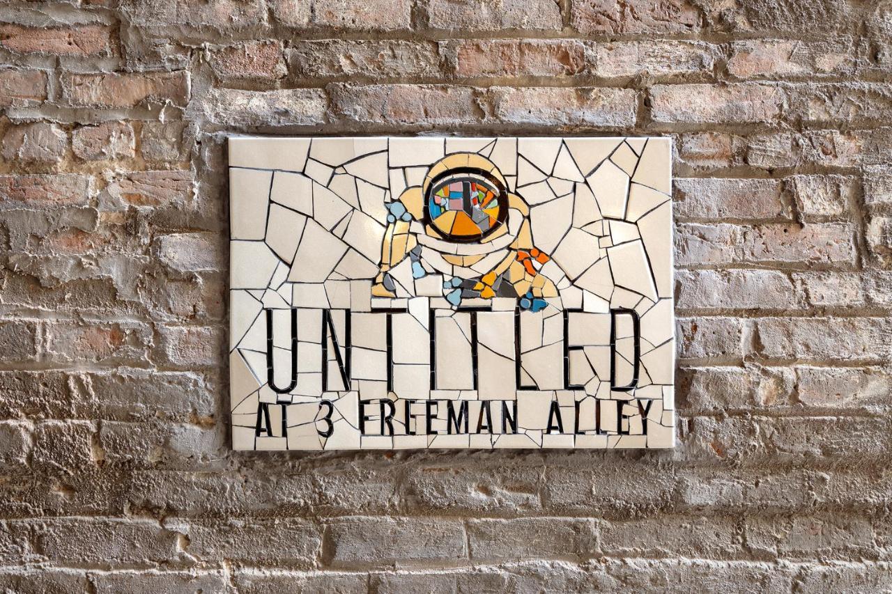 Untitled At 3 Freeman Alley Hotel Nova York